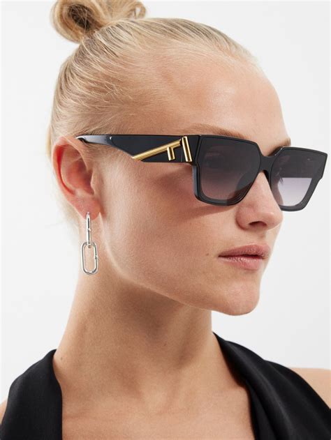 Sunglasses: Square Sunglasses, acetate — Fashion 